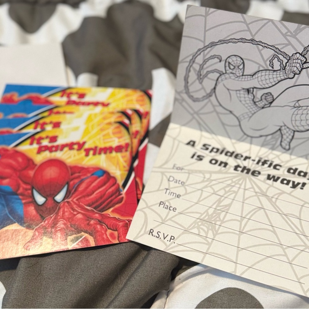 Marvel Spider Hero Party Invitations - Red and Blue